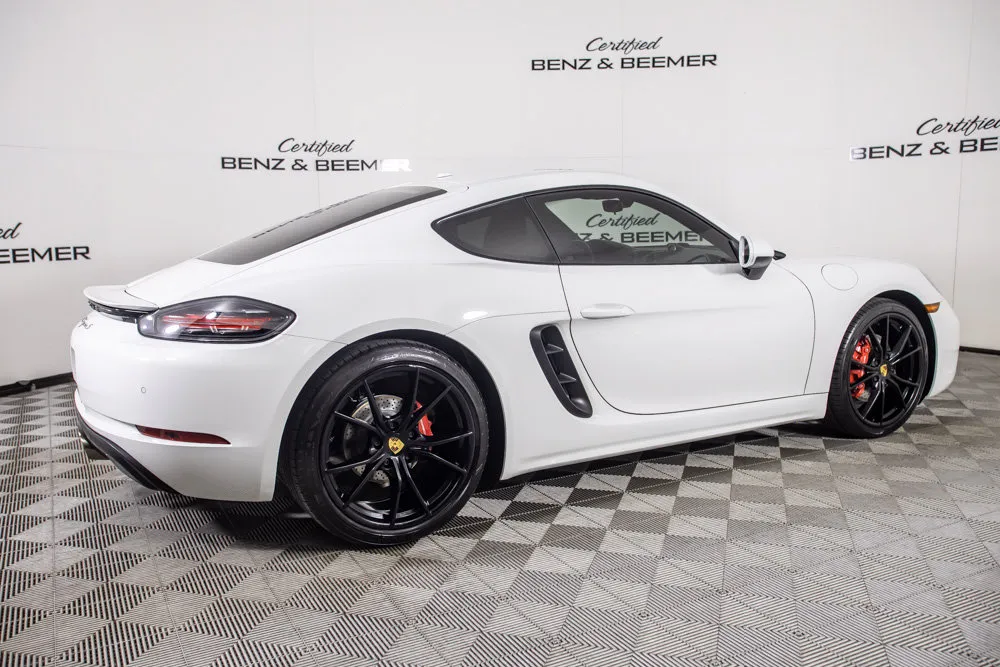 Porsche 718 Cayman photo 4
