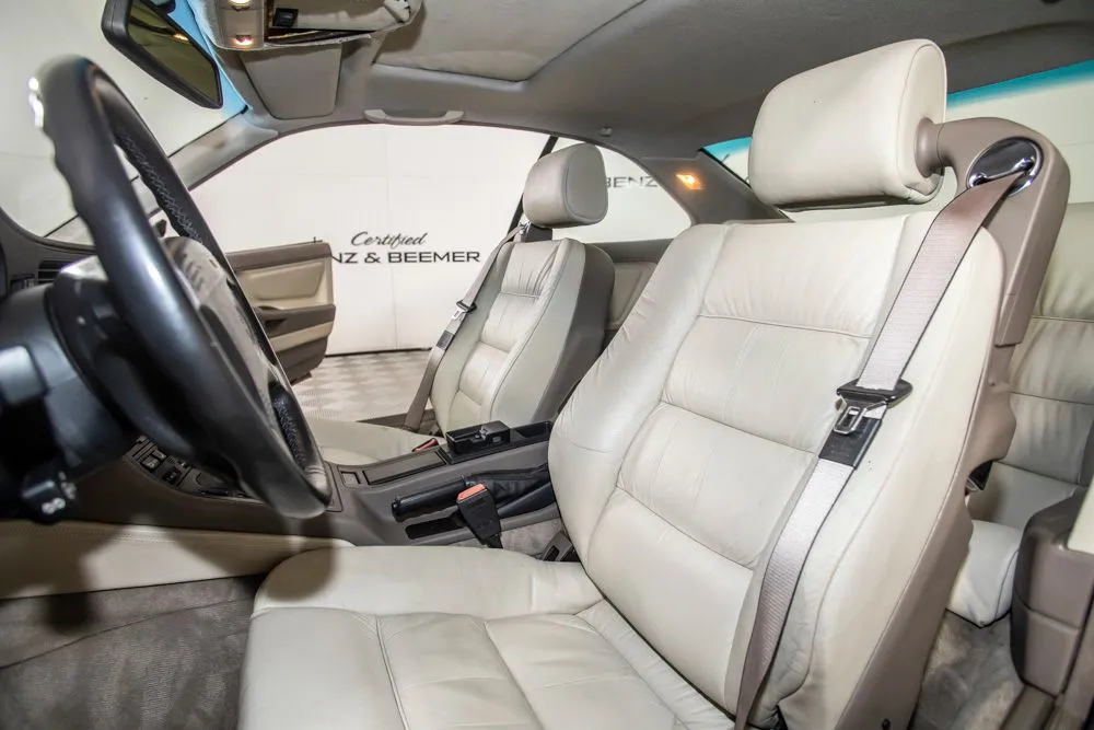 BMW 8 Series photo 43