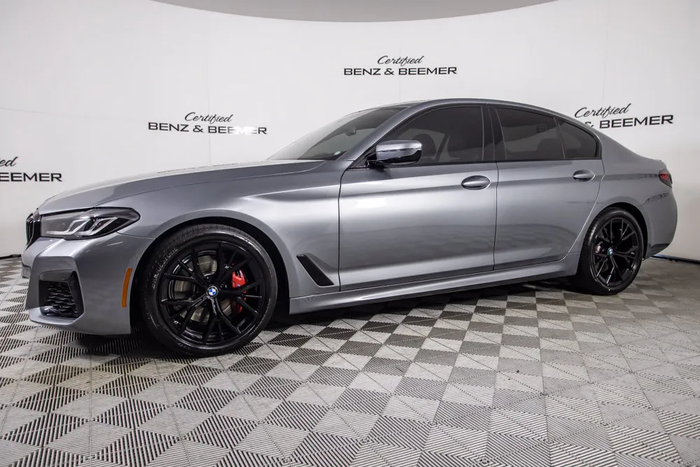 BMW 5 Series photo 9