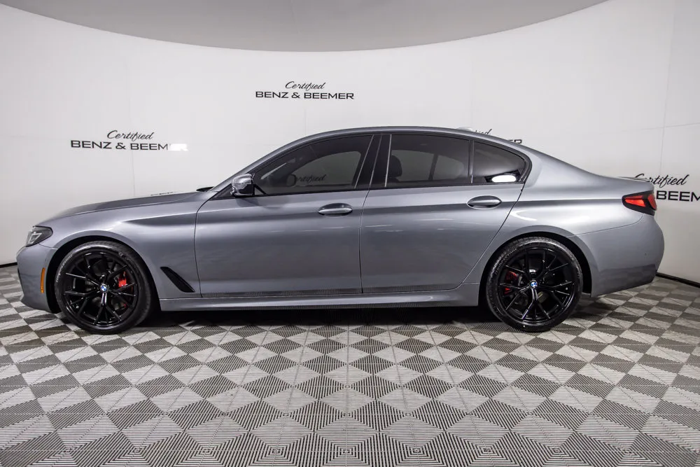 BMW 5 Series photo 10