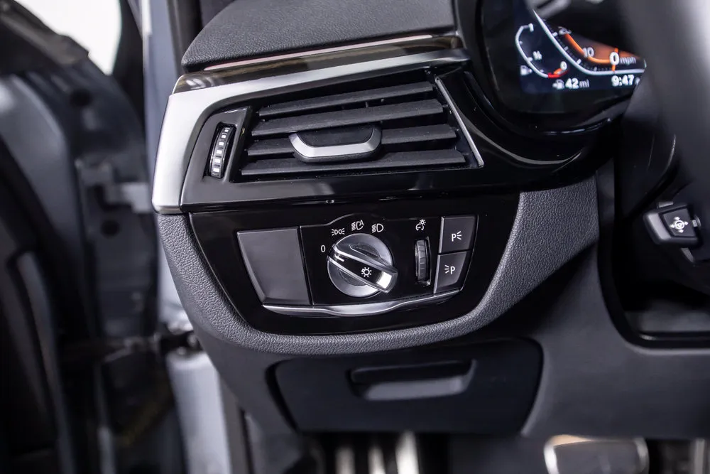 BMW 5 Series photo 37