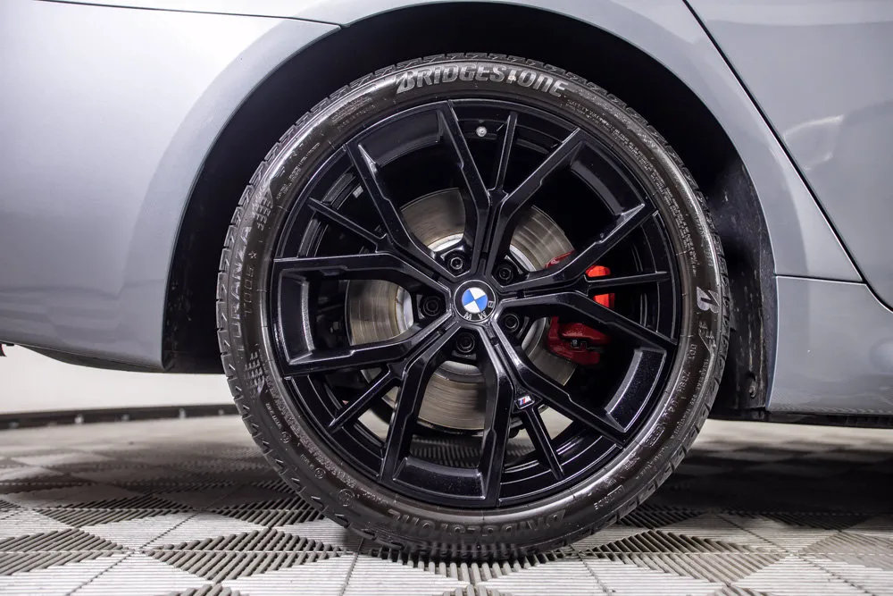BMW 5 Series photo 42