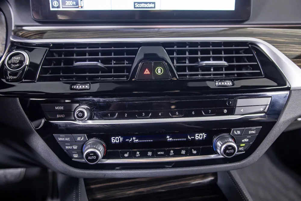 BMW 5 Series photo 31