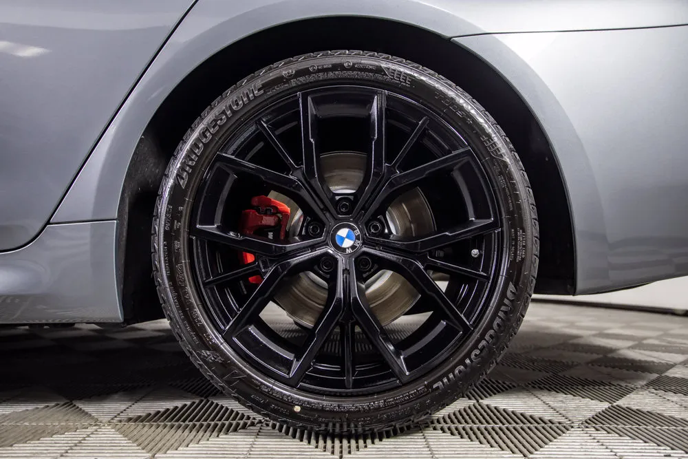 BMW 5 Series photo 43