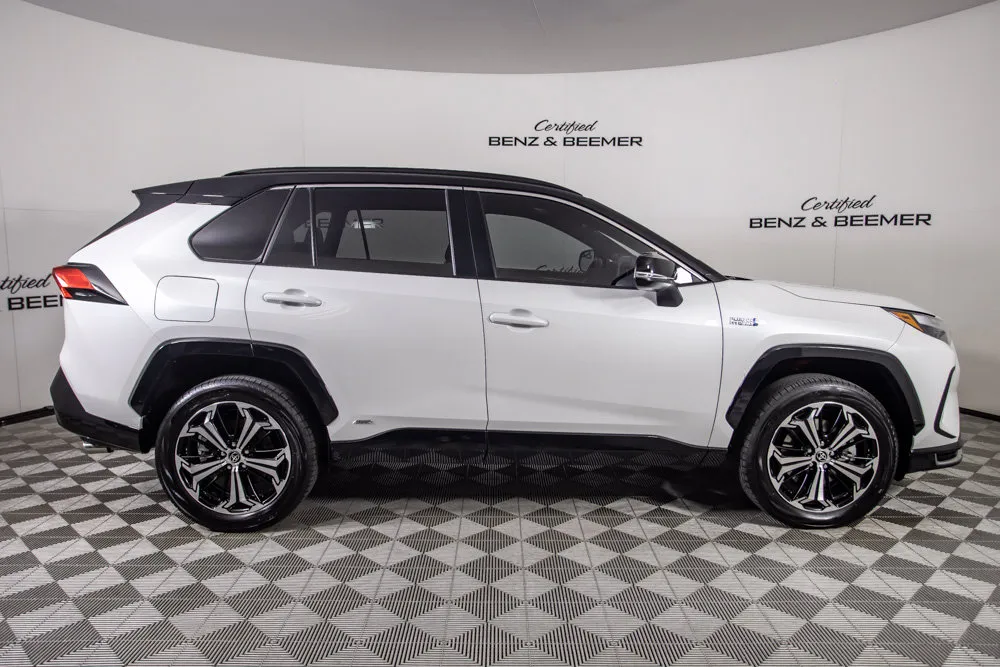 Toyota RAV4 photo 3