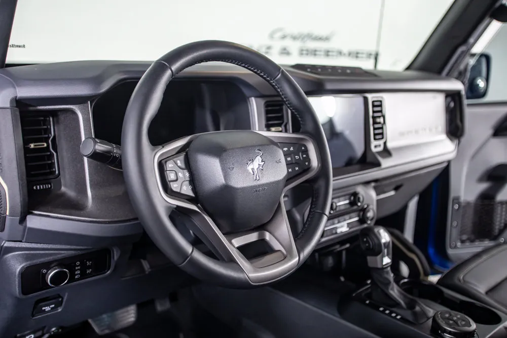 Ford Bronco photo 21