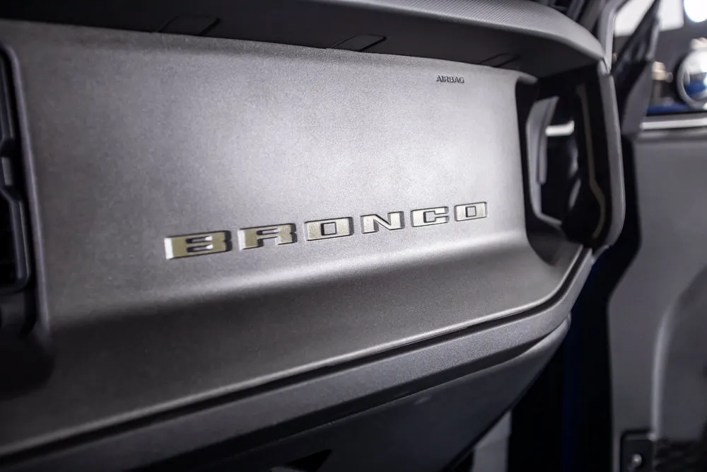Ford Bronco photo 37