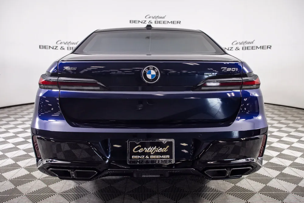BMW 7 Series photo 7
