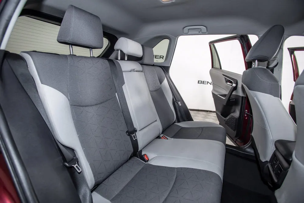 Toyota RAV4 photo 15