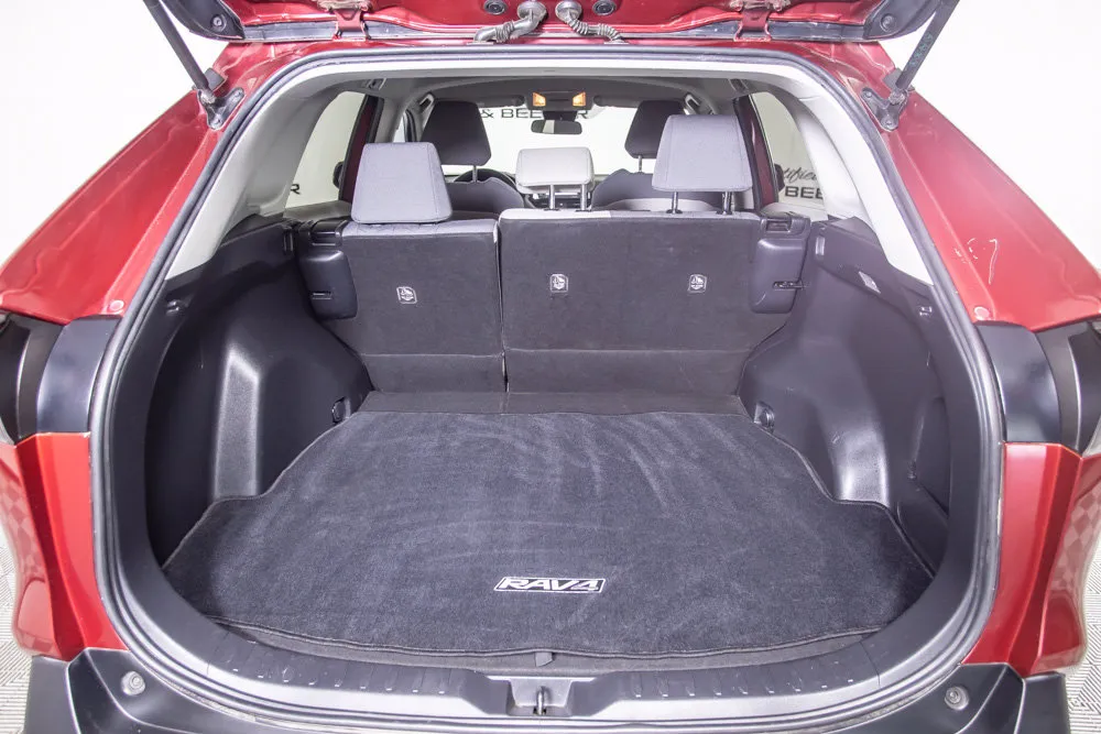 Toyota RAV4 photo 8
