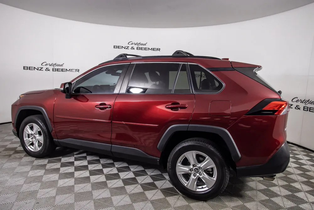 Toyota RAV4 photo 11