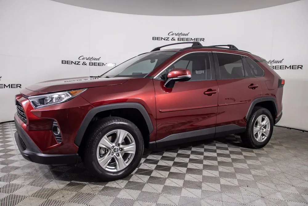 Toyota RAV4 photo 9