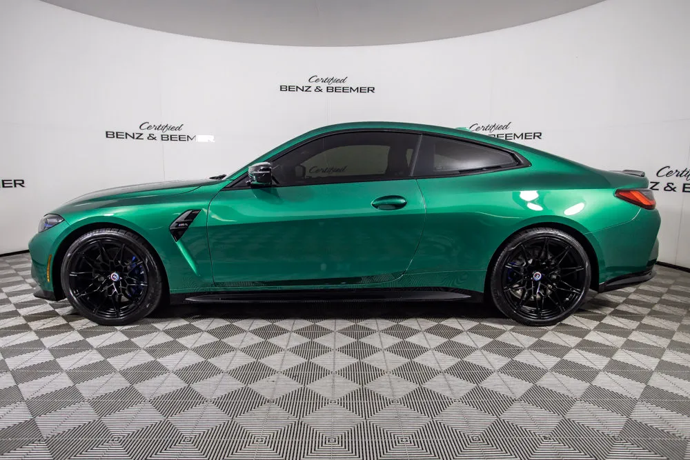 BMW M4 photo 9