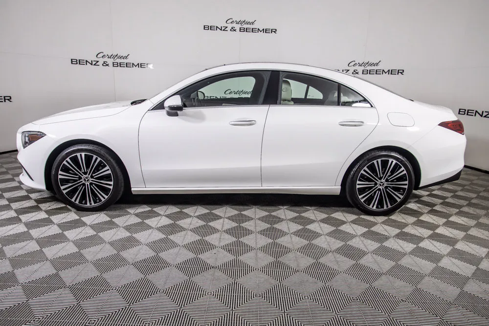 Mercedes-Benz CLA photo 10