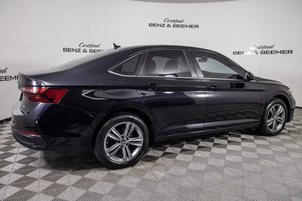 Volkswagen Jetta photo 4