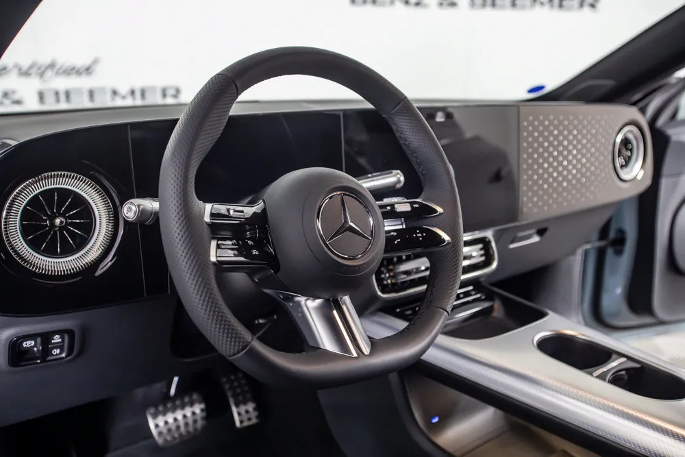 Mercedes-Benz CLA photo 21