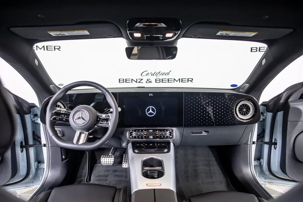 Mercedes-Benz CLA photo 25