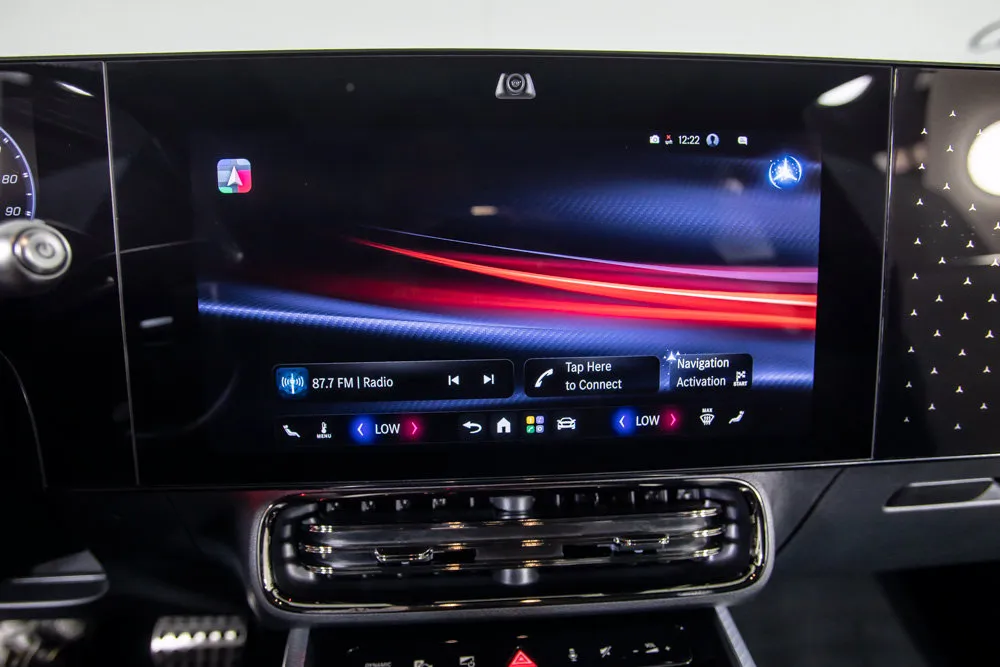 Mercedes-Benz CLA photo 31