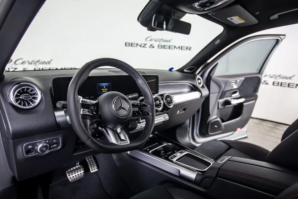 Mercedes-Benz GLB photo 20