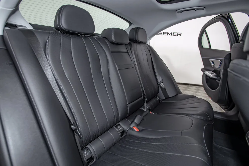 Mercedes-Benz E-Class photo 15