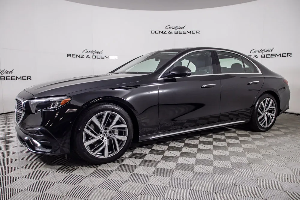 Mercedes-Benz E-Class photo 9