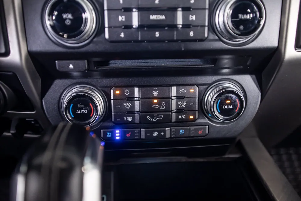 Ford F-150 photo 32
