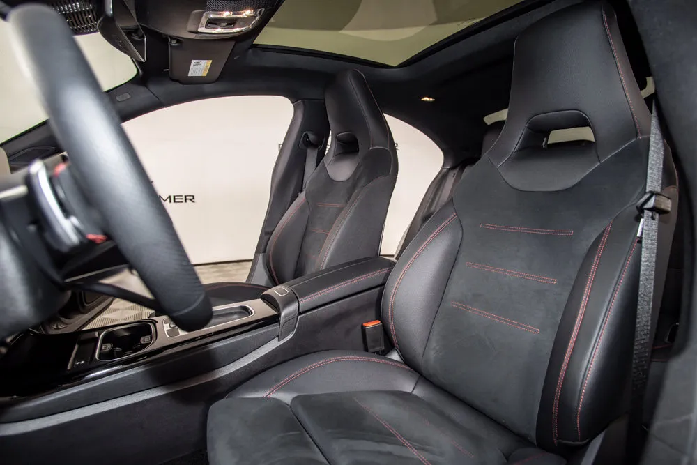 Mercedes-Benz CLA photo 13