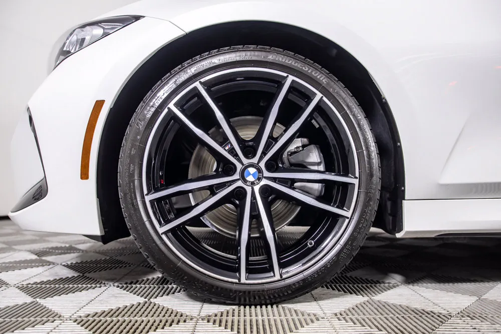 BMW 3 Series photo 39