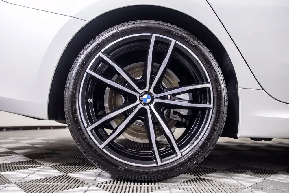 BMW 3 Series photo 41