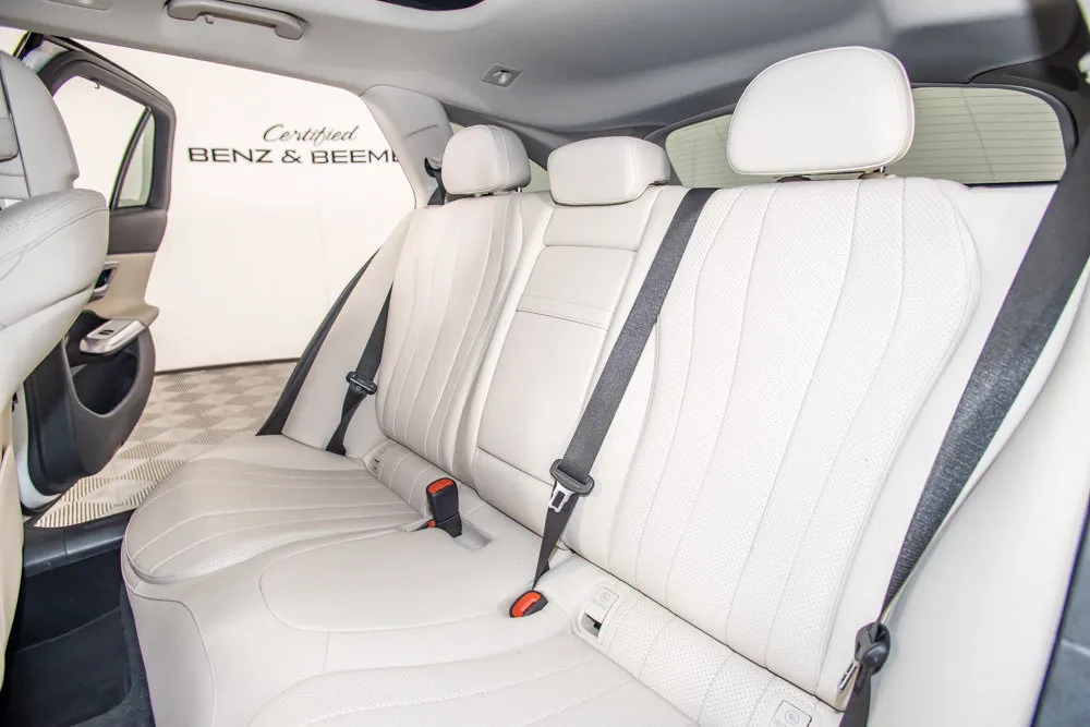 Mercedes-Benz E-Class photo 14