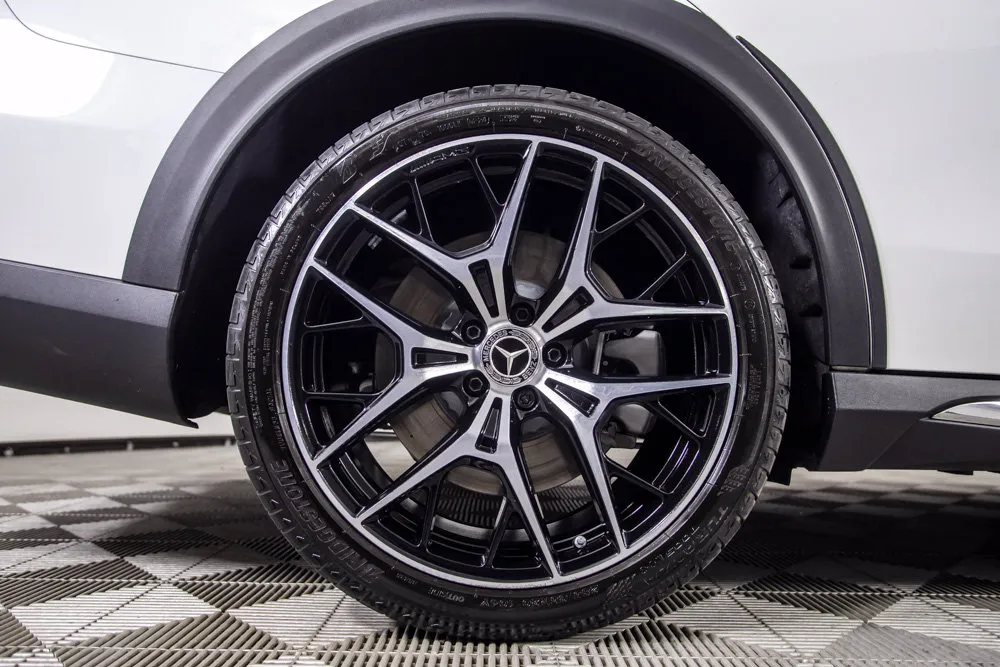 Mercedes-Benz E-Class photo 40