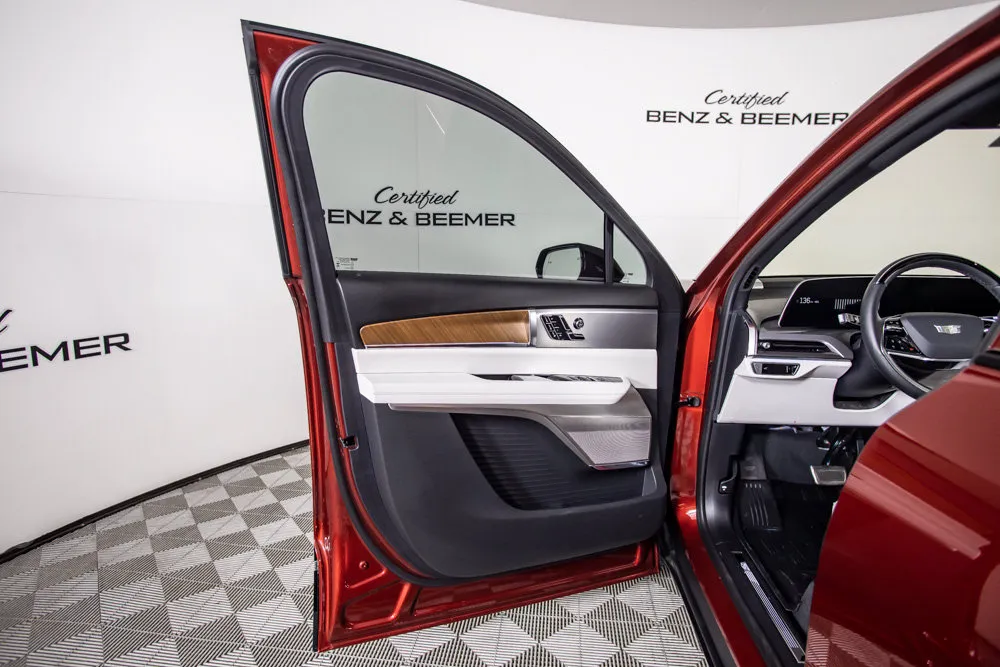 Cadillac Vistiq photo 21