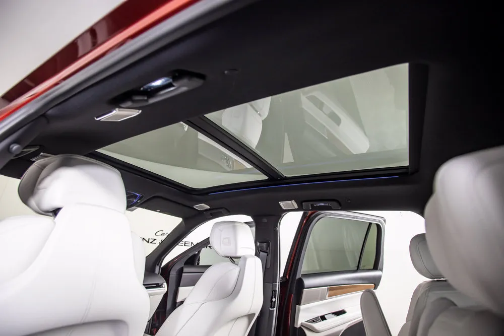 Cadillac Vistiq photo 26