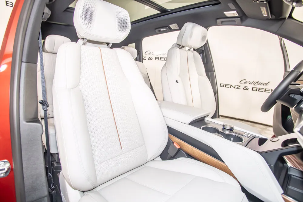 Cadillac Vistiq photo 20