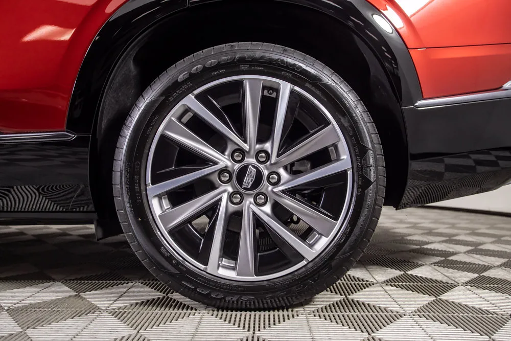 Cadillac Vistiq photo 48