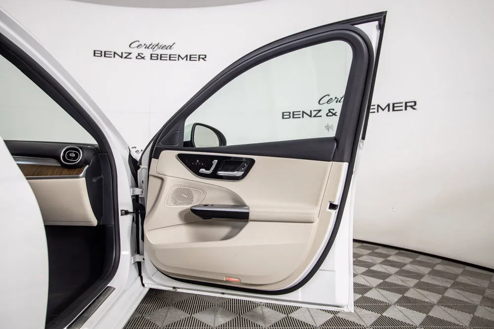 Mercedes-Benz C-Class photo 20