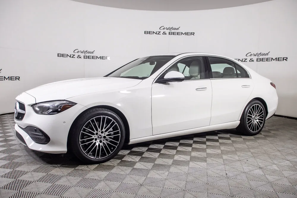 Mercedes-Benz C-Class photo 9