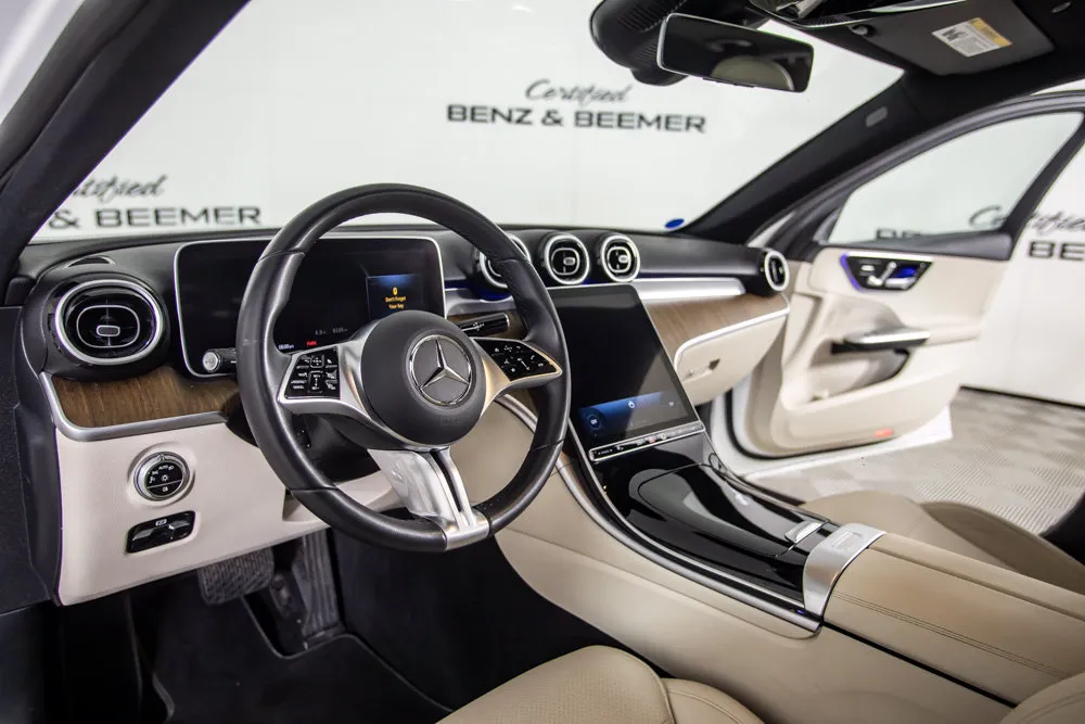 Mercedes-Benz C-Class photo 17