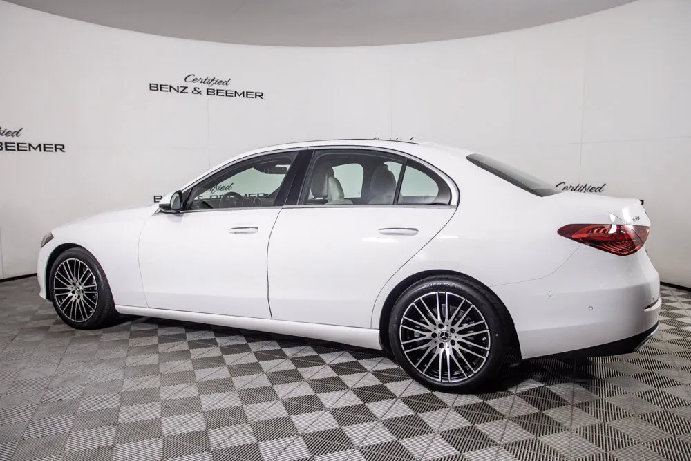 Mercedes-Benz C-Class photo 11