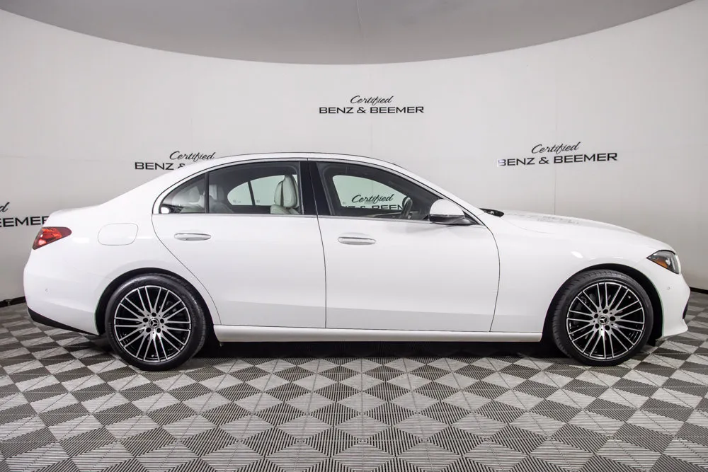 Mercedes-Benz C-Class photo 4