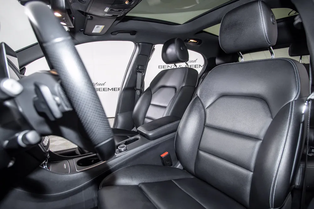 Mercedes-Benz GLA photo 13