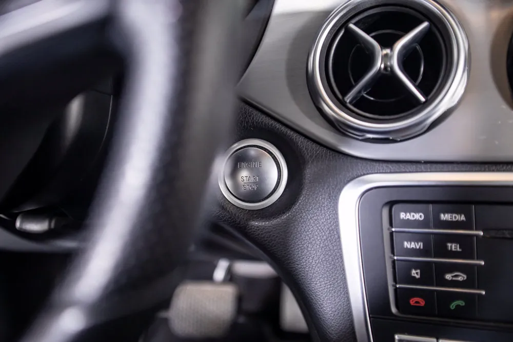 Mercedes-Benz GLA photo 32