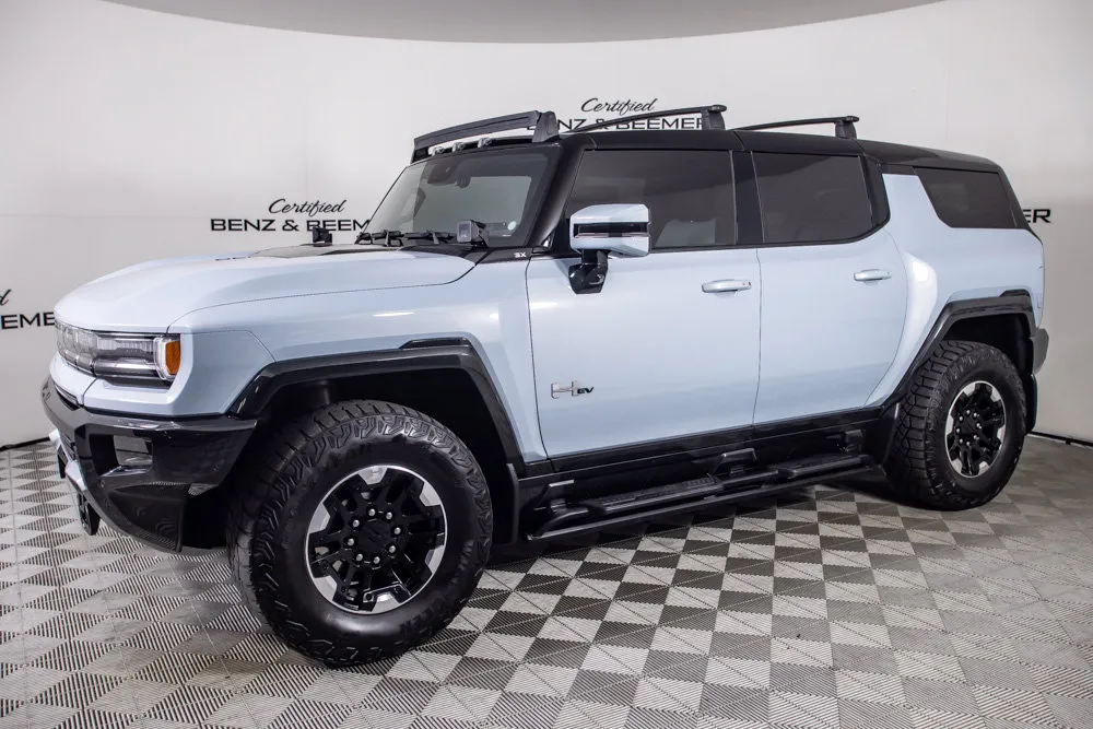 GMC Hummer EV SUV photo 9