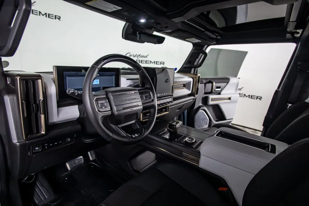GMC Hummer EV SUV photo 20