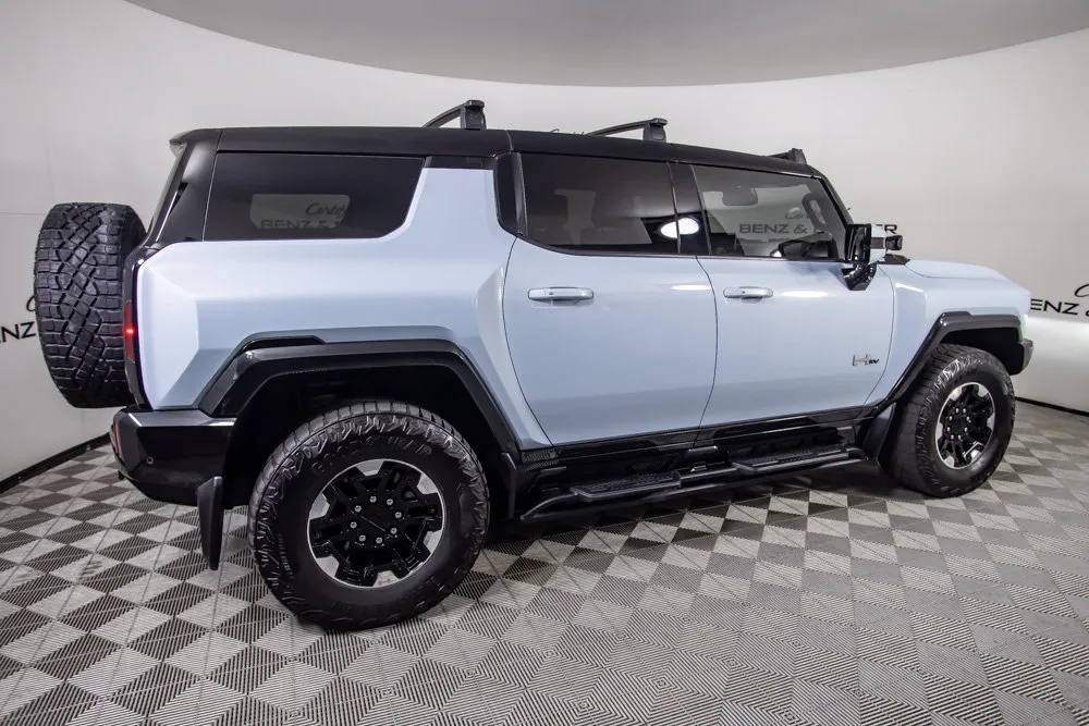 GMC Hummer EV SUV photo 4