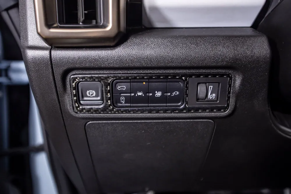 GMC Hummer EV SUV photo 35