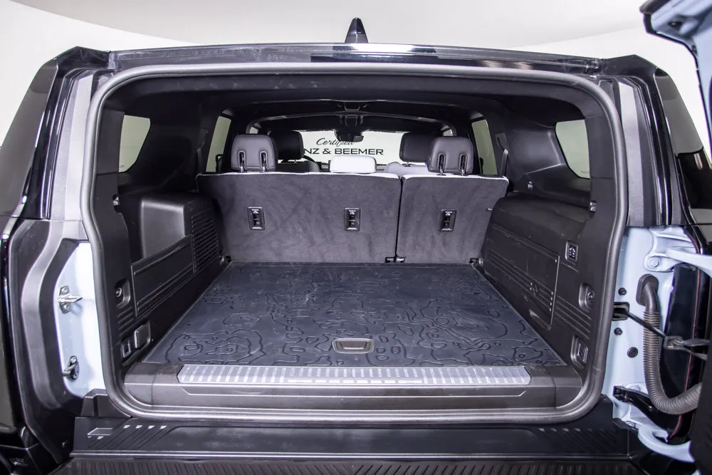 GMC Hummer EV SUV photo 8