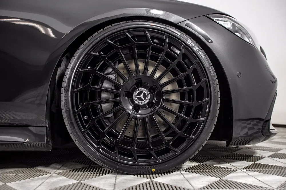 Mercedes-Benz S-Class photo 39