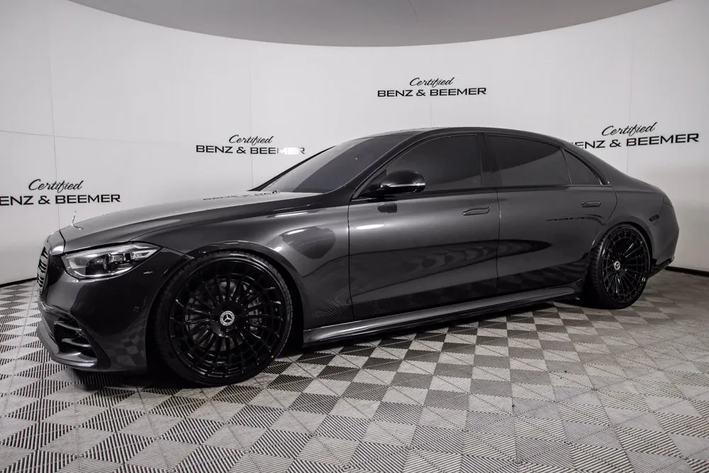 Mercedes-Benz S-Class photo 9