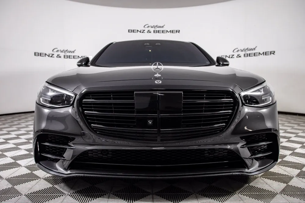 Mercedes-Benz S-Class photo 5